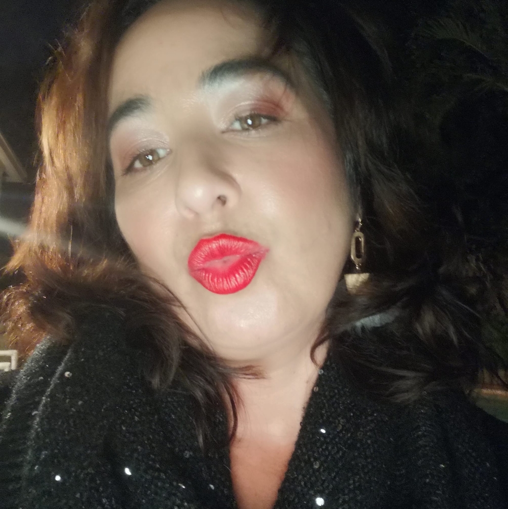 Meet your Posher, Blanca